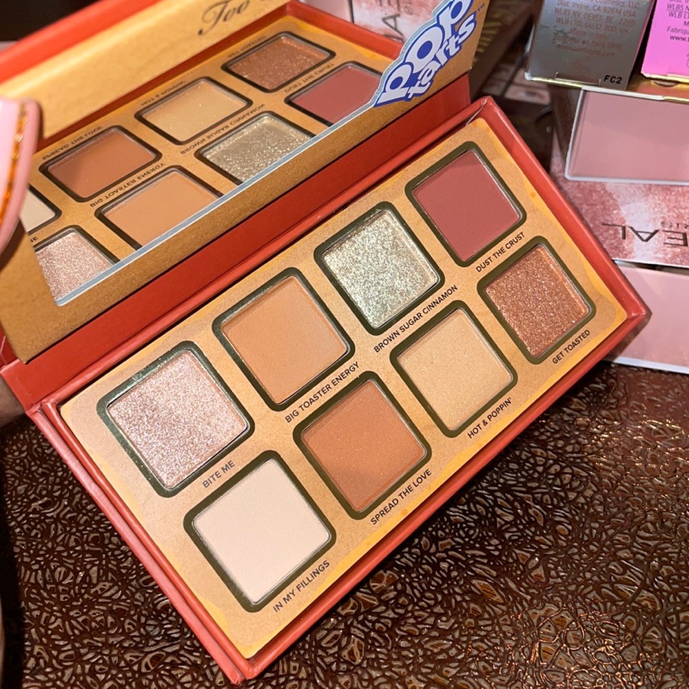 Price drop, Brown sugar cinnamon toofaced pop tart, eyeshadow palette